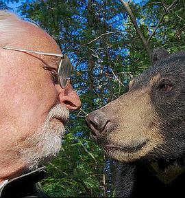 自然世界：被悬赏的熊 Natural World: A Bear with a Bounty.2014 字幕下载